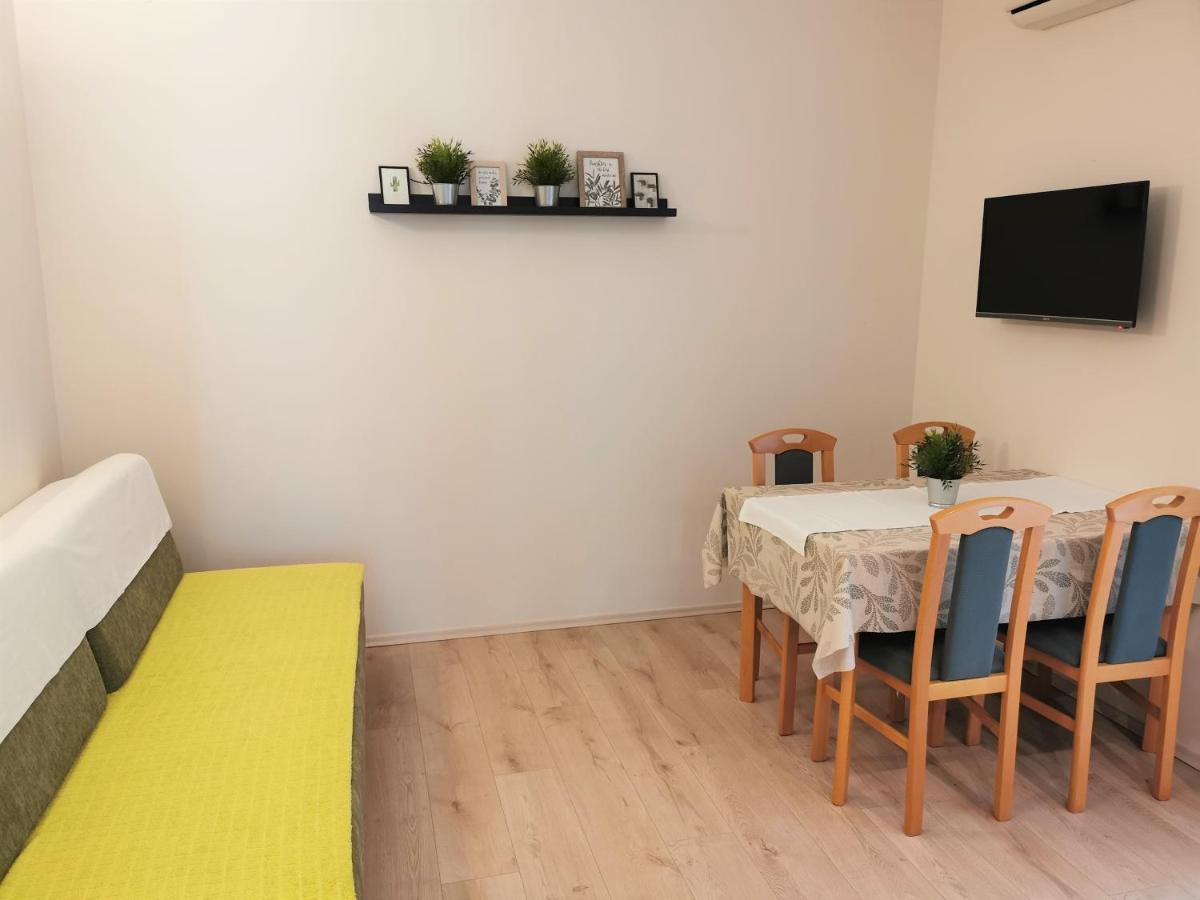 Lenka Apartments I Novalja Kültér fotó