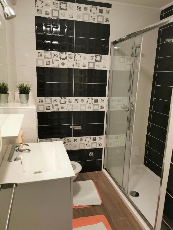 Lenka Apartments I Novalja Kültér fotó
