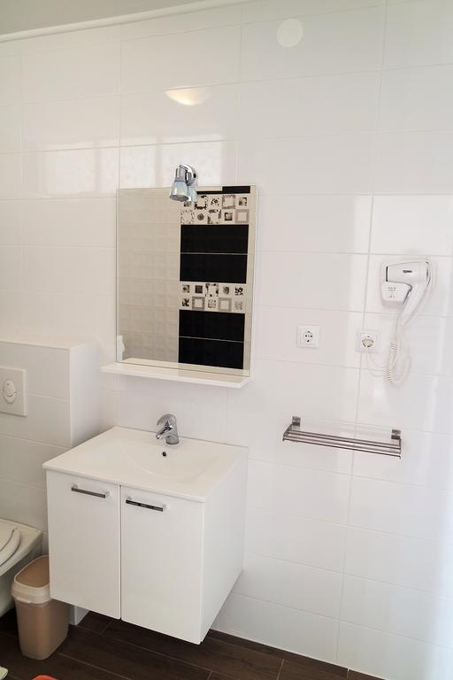 Lenka Apartments I Novalja Kültér fotó