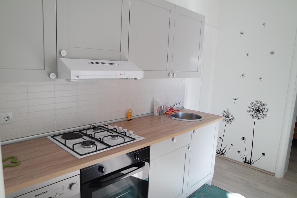 Lenka Apartments I Novalja Kültér fotó