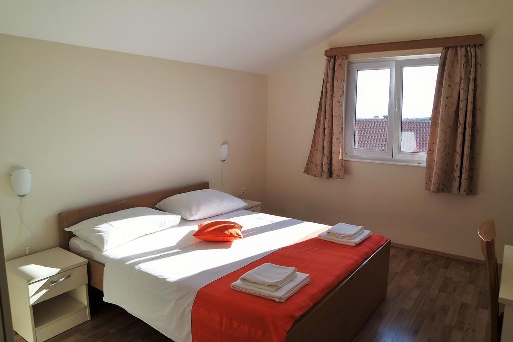 Lenka Apartments I Novalja Kültér fotó